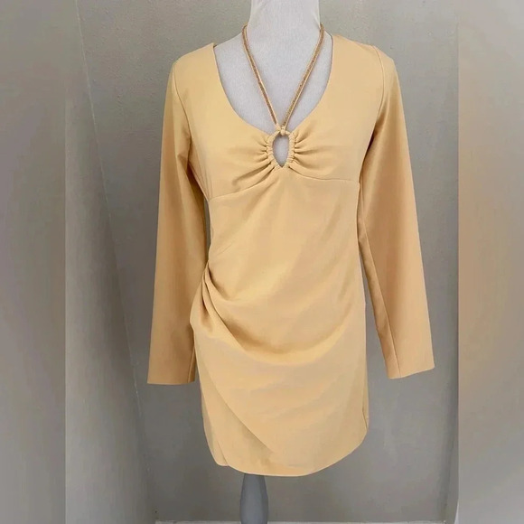 *NWOT* ZARA Long Sleeve Wrap Dress in Butter Yellow- Size L - Picture 1 of 7